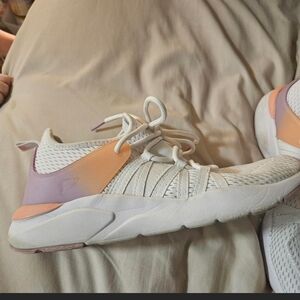 Women's White and Purple Sneakers Fabletics